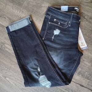 NWT Levi's Denizen low rise boyfriend Jean
